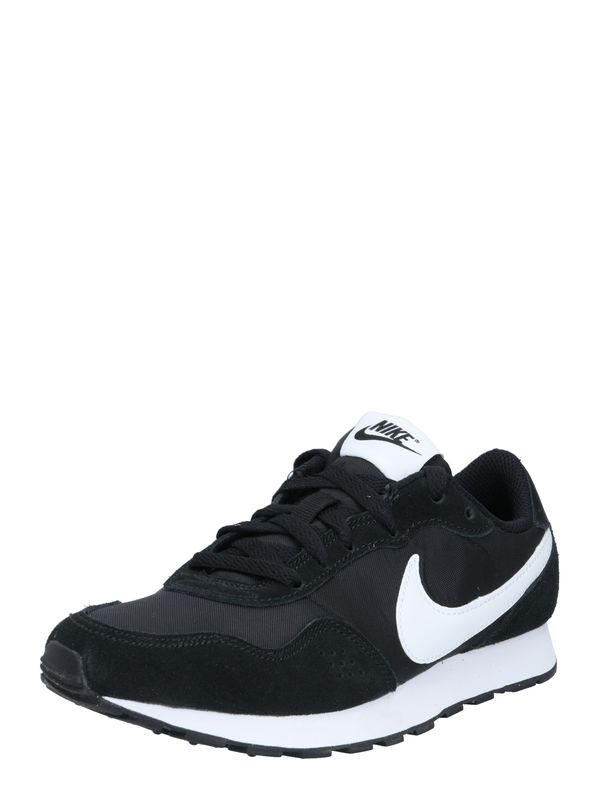 Nike Sportswear Nike Sportswear Сникърси 'Valiant'  черно / бяло