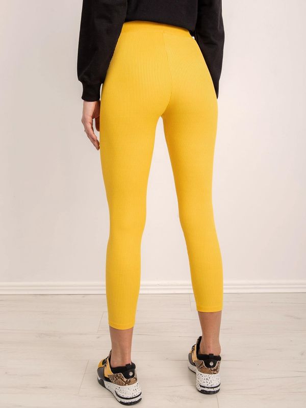 Fashionhunters BSL Жълти раирани панталони