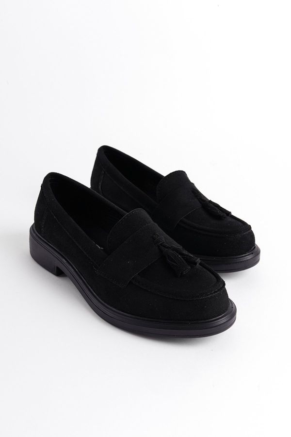 Capone Outfitters Capone Outfitters Women's Tasseled Loafer