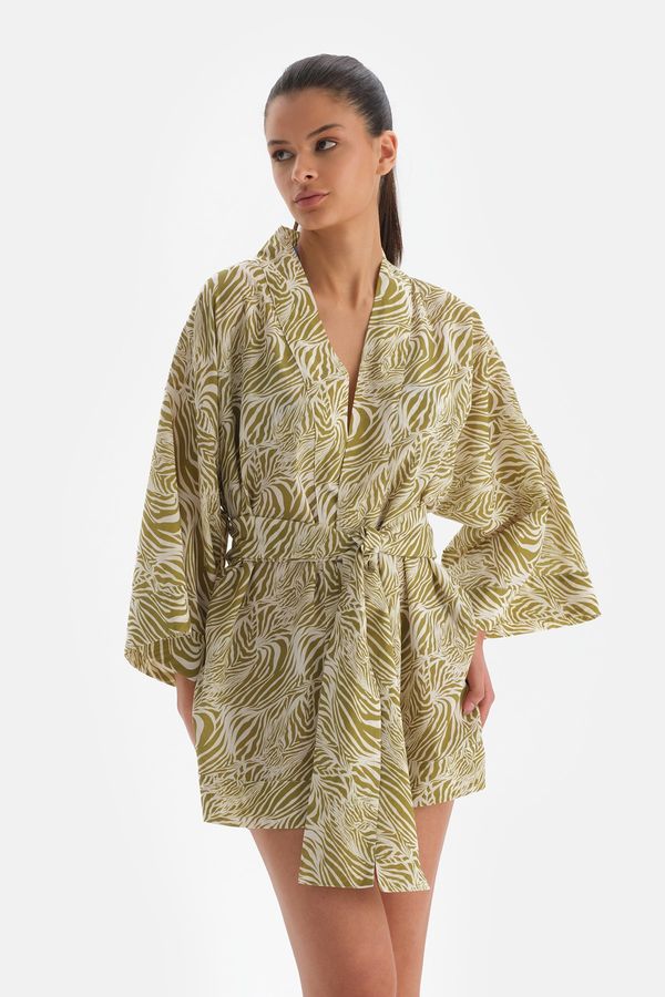 Dagi Dagi Green-White Cotton Kimono