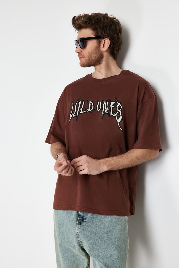 Trendyol Trendyol Brown Oversize Custom Embroidered 100% Cotton T-Shirt