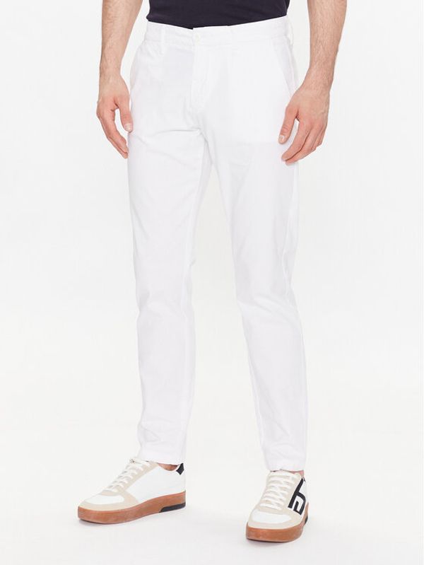 Guess Guess Текстилни панталони Myron M3GB26 WFBW3 Бял Slim Fit