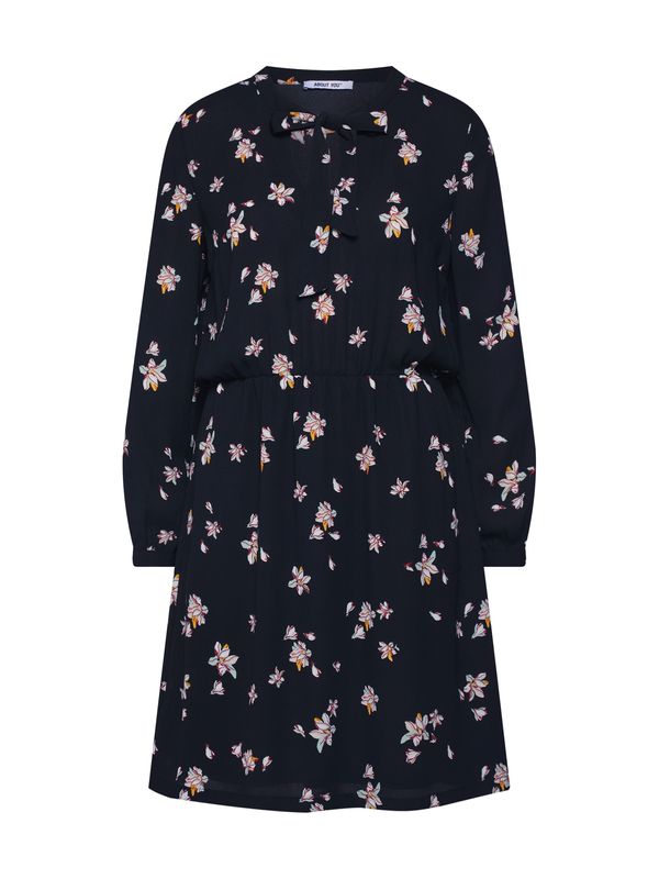 ABOUT YOU ABOUT YOU Рокля тип риза 'Carolina'  черно