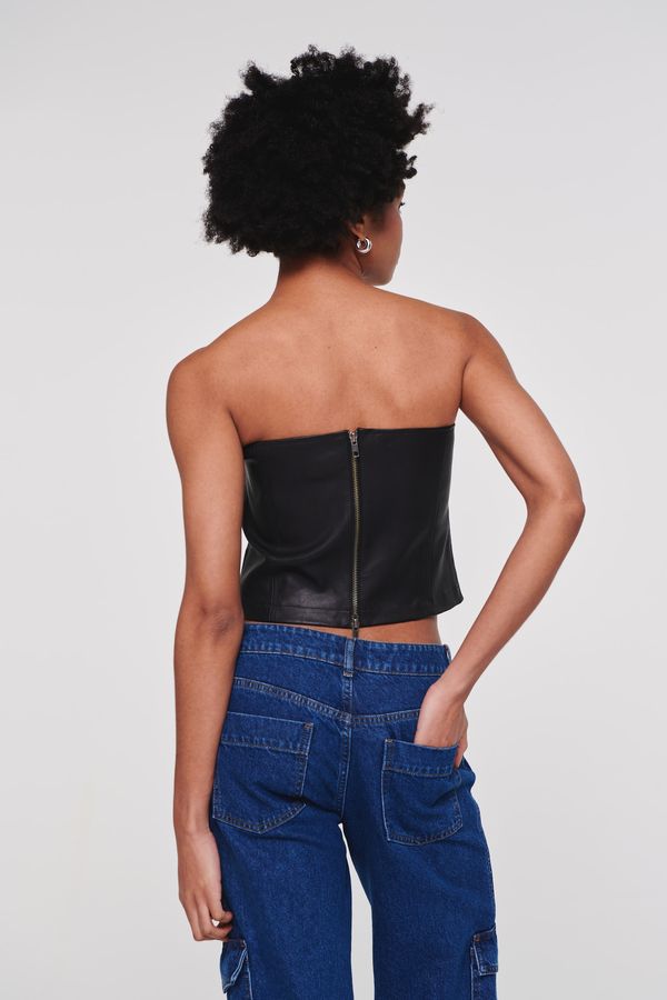 Aligne Aligne Топ 'Hon'  черно