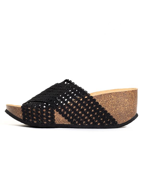 Bayton Bayton Чехли 'Xelina'  черно