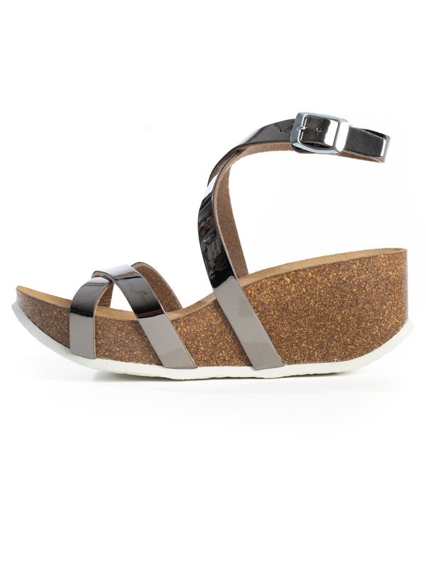 Bayton Bayton Сандали с каишка 'Asteria'  сребърно