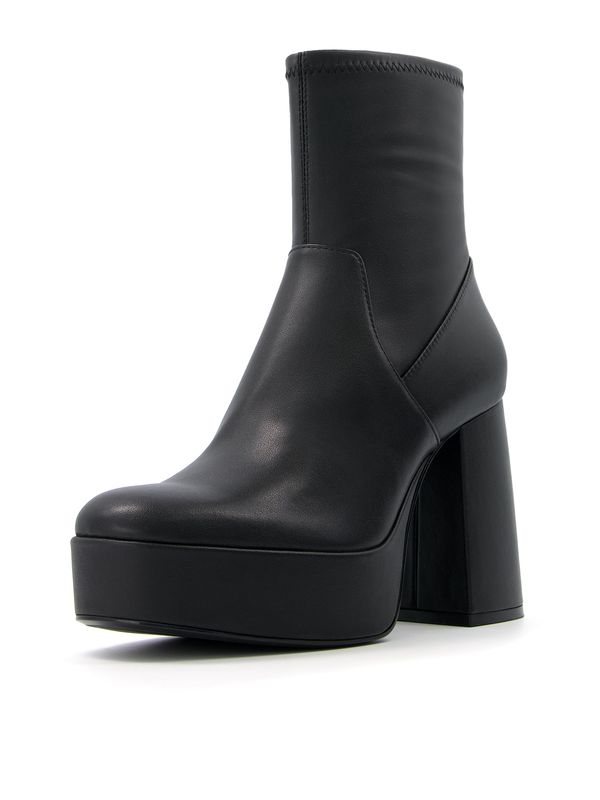 Bershka Bershka Къси ботуши  черно