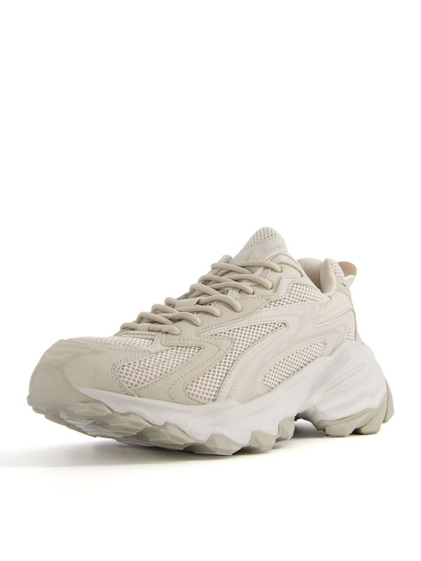 Bershka Bershka Ниски маратонки  светлобежово / екрю