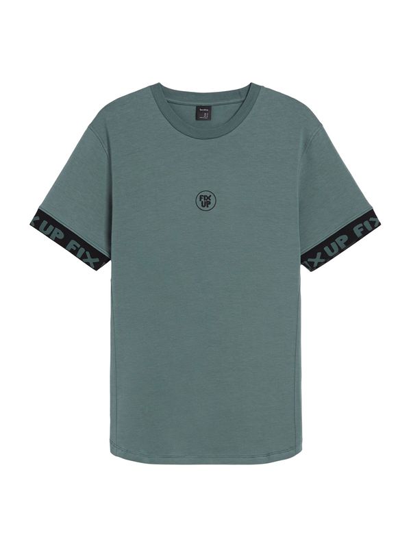 Bershka Bershka Тениска  зелено / черно