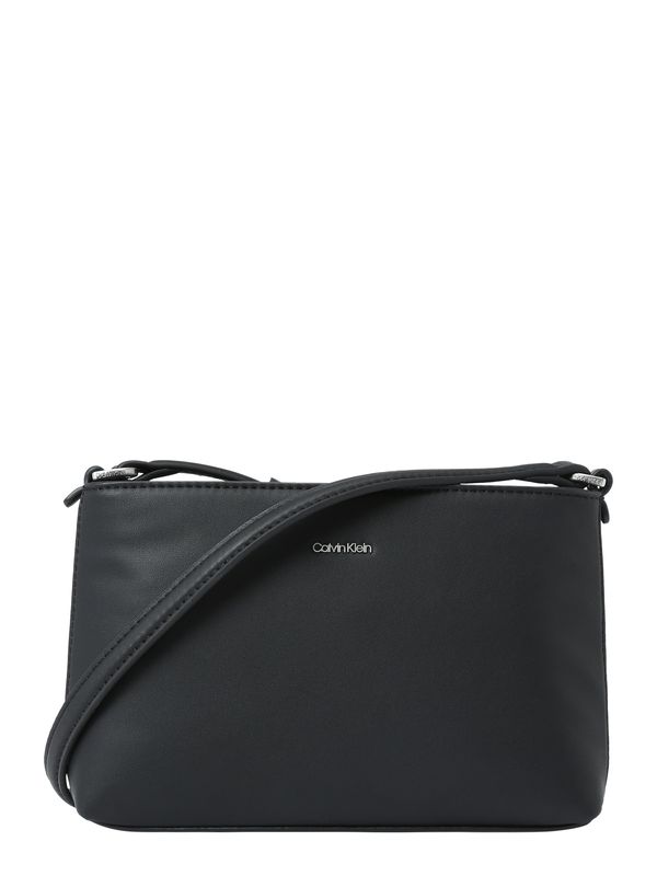 Calvin Klein Calvin Klein Чанта с презрамки 'Must'  черно / сребърно