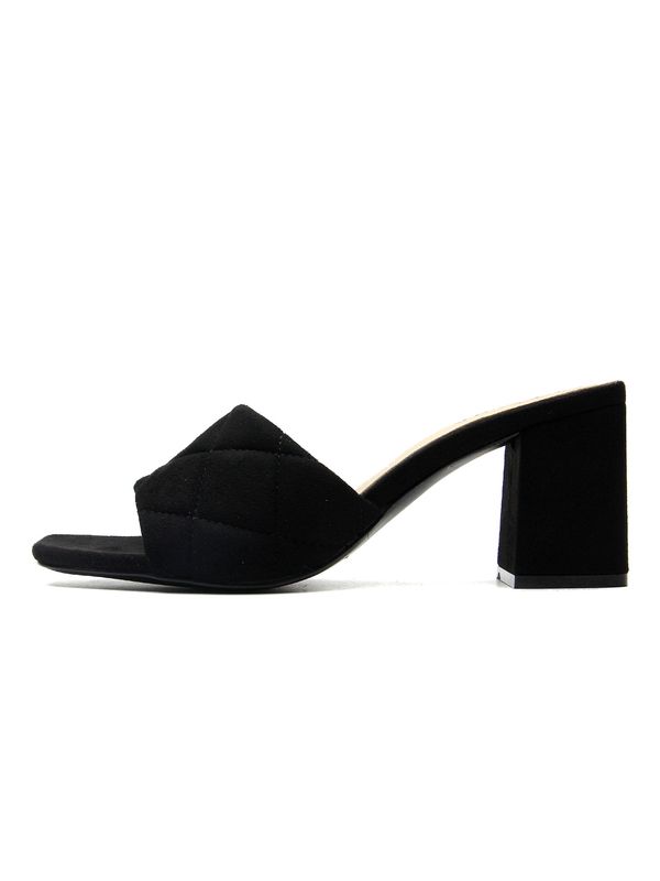 Celena Celena Чехли 'Cacie'  черно