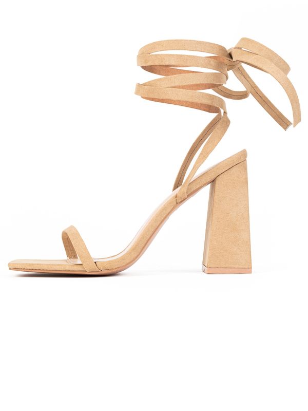 Celena Celena Сандали с каишка 'Charney'  камел