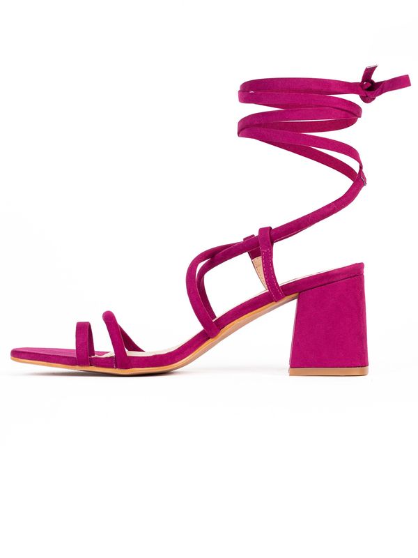 Celena Celena Сандали с каишка  розово