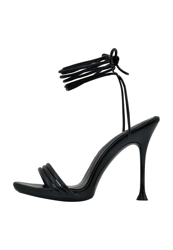 faina faina Сандали с каишка 'Colina'  черно