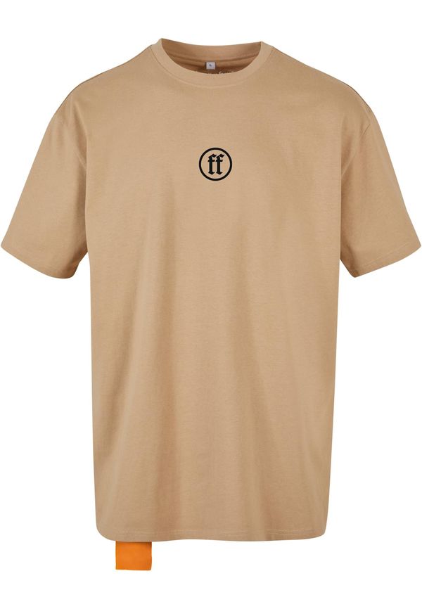 Forgotten Faces Forgotten Faces Тениска  цвят "пясък" / черно