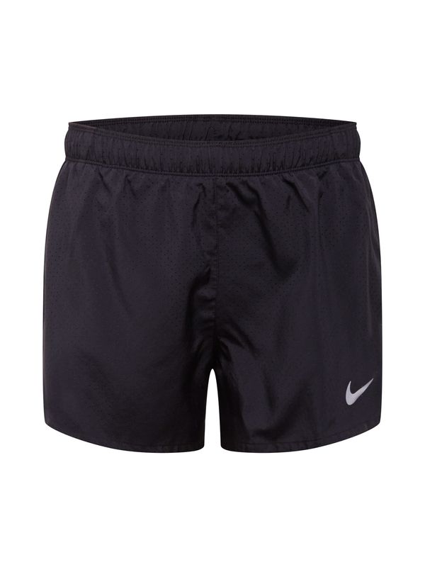 NIKE NIKE Спортен панталон 'FAST'  черно / бяло