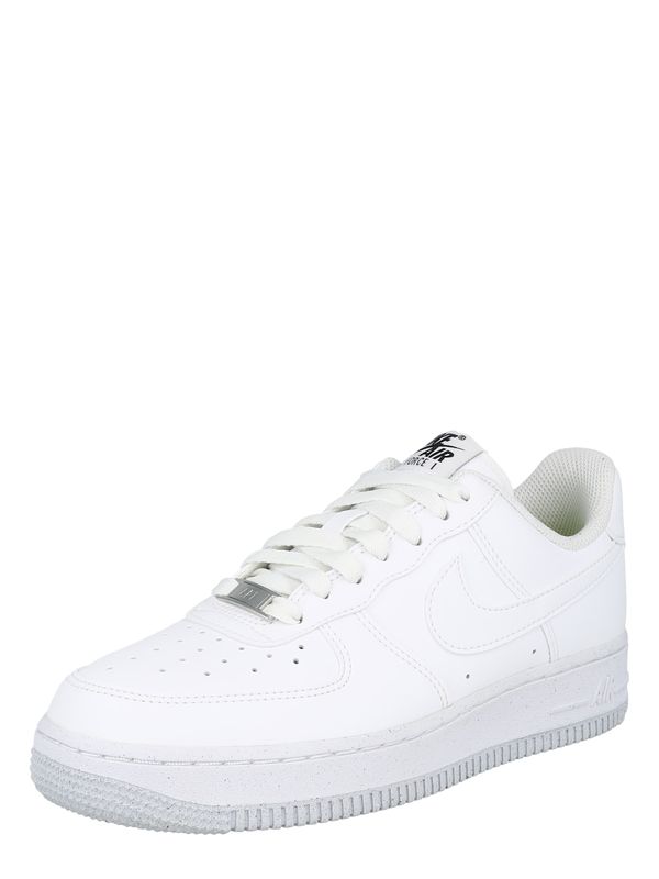 Nike Sportswear Nike Sportswear Ниски маратонки 'AIR FORCE 1 07 NEXT NATURE'  бяло