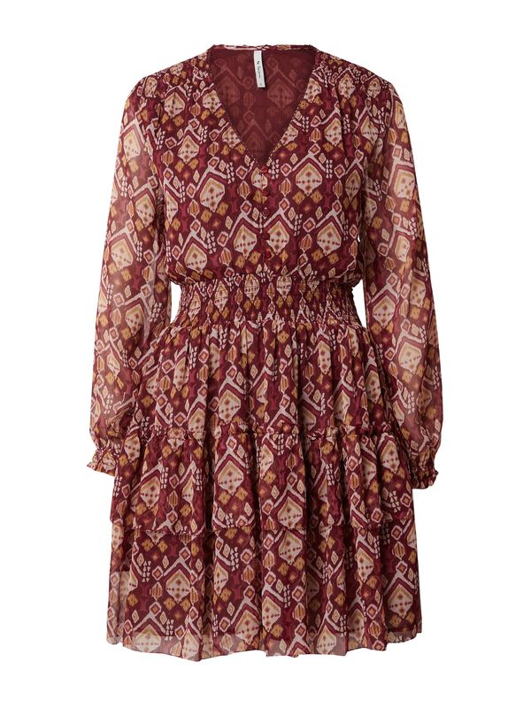 Pepe Jeans Pepe Jeans Рокля  бежово / оранжево / черешово червено