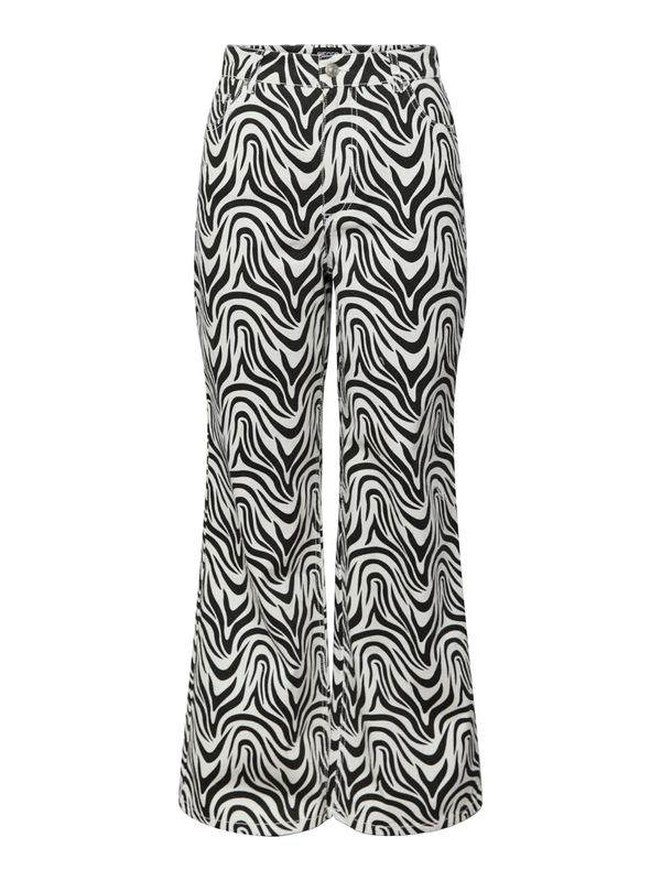 PIECES PIECES Дънки 'NURSEL'  черно / бяло