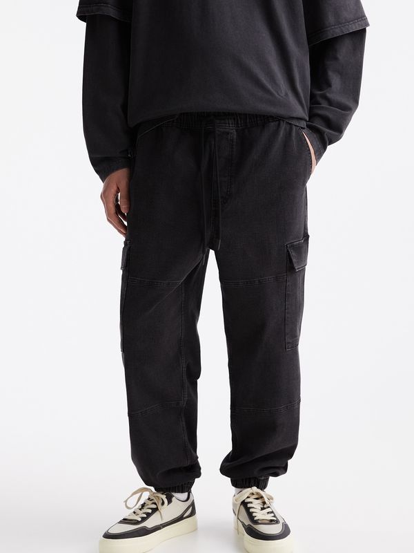 Pull&Bear Pull&Bear Карго дънки  черно