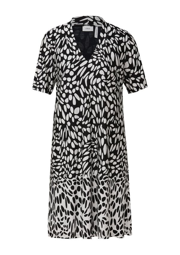 s.Oliver BLACK LABEL s.Oliver BLACK LABEL Рокля  черно / бяло