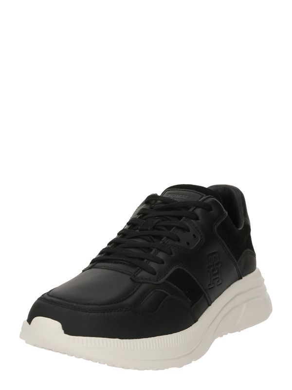 TOMMY HILFIGER TOMMY HILFIGER Ниски маратонки 'MODERN RUNNER'  черно
