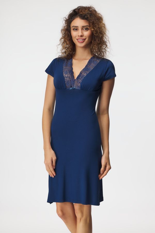 Astratex Нощница Avril къса