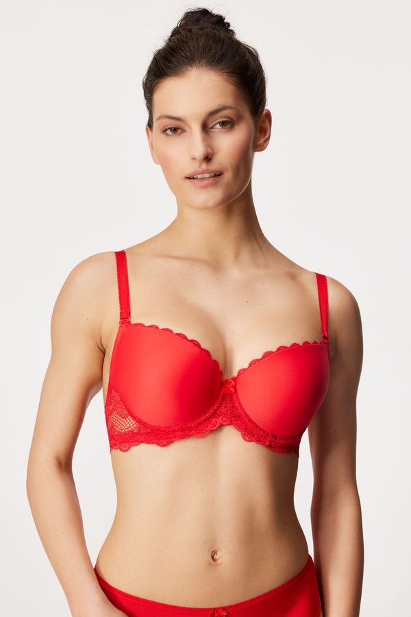 Astratex Сутиен Siluette подплатен с подвижни подплънки