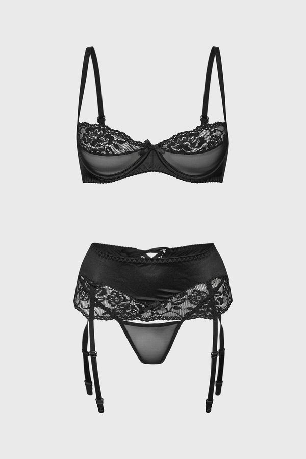 Avanua Еротичен комплект Melek