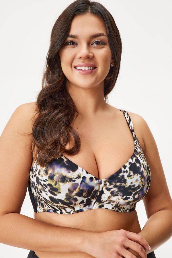 Dorina Сутиен Zelina неподплатен