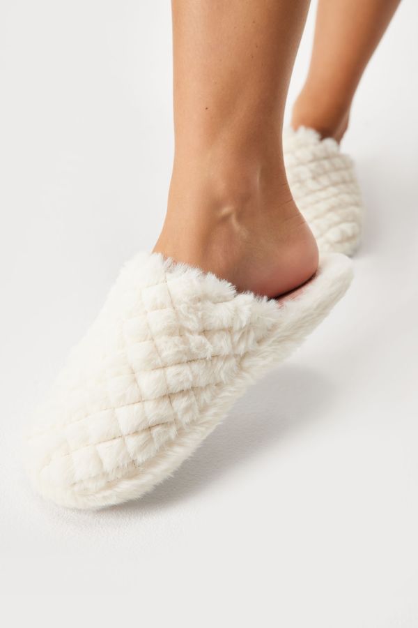 Ysabel Mora Топлещи пантофи Nora