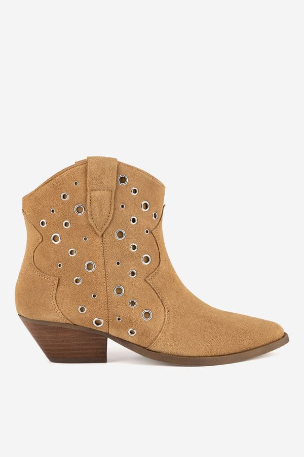 Badura Боти Badura БЕЖОВ