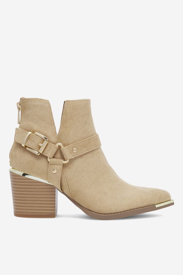 DeeZee Боти DeeZee БЕЖОВ