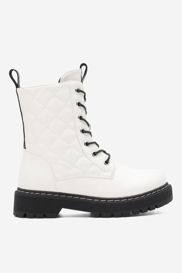 DeeZee Боти DeeZee БЯЛ