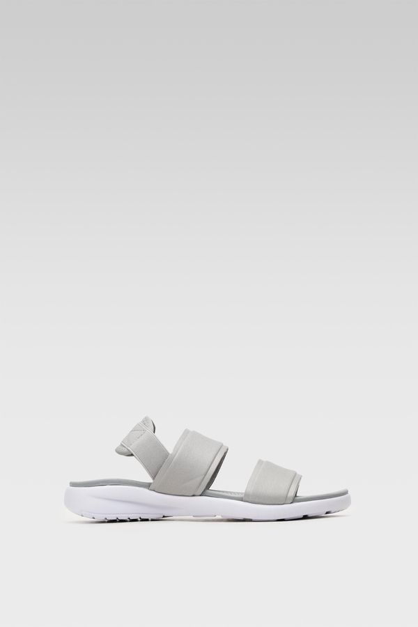 Clara Barson Сандали Clara Barson СИВ