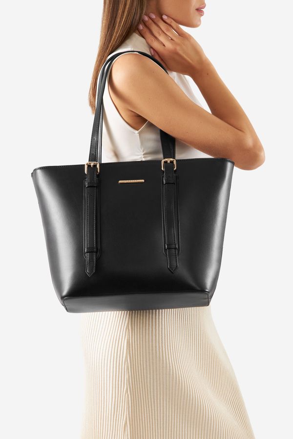 DeeZee Дамска чанта DeeZee ЧЕРЕН