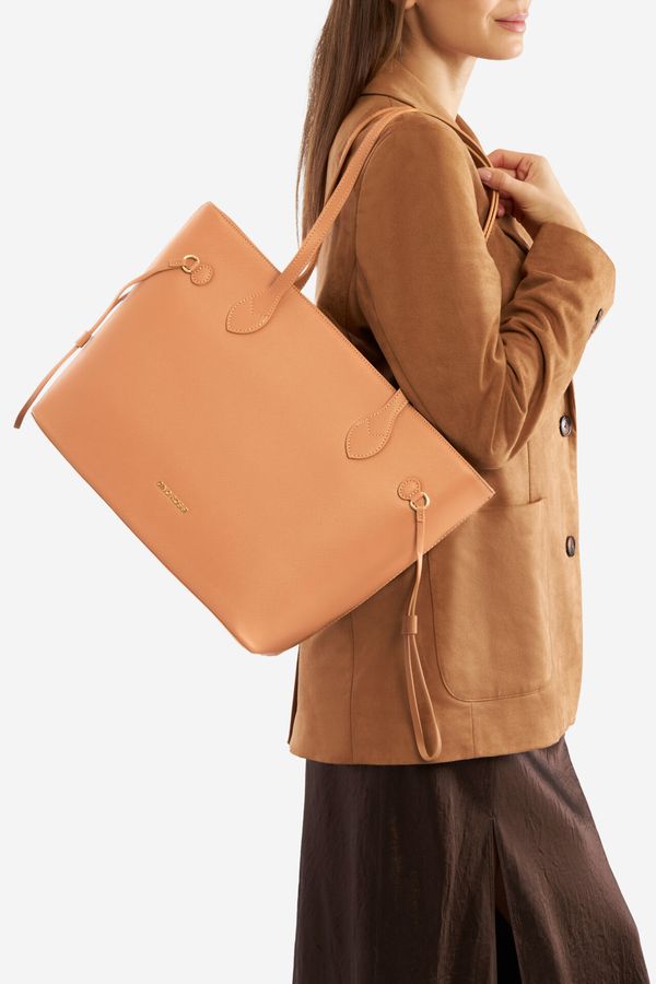 Gino Rossi Дамска чанта Gino Rossi КАМЕЛ