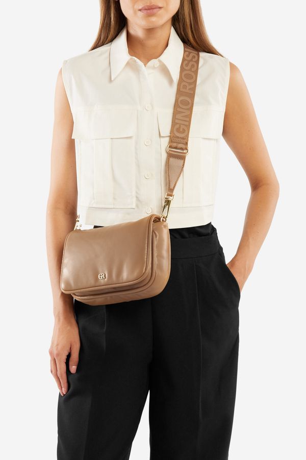 Gino Rossi Дамска чанта Gino Rossi КАМЕЛ