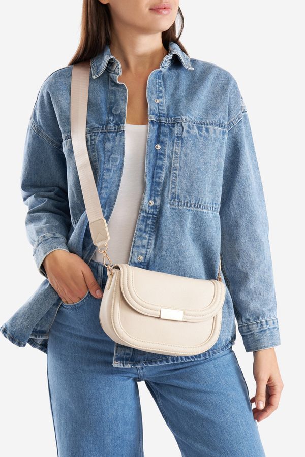 DeeZee Дамска чанта,Дамска чанта DeeZee БЕЖОВ