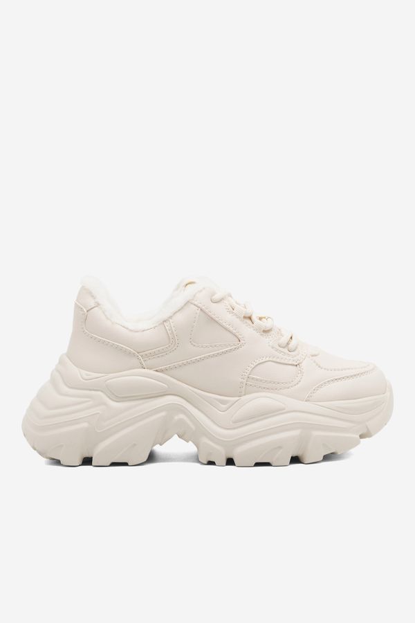 DeeZee Сникърси DeeZee БЕЖОВ