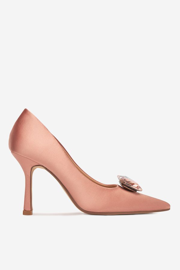 DeeZee Елегантни обувки DeeZee ТЪМНОБЕЖОВ