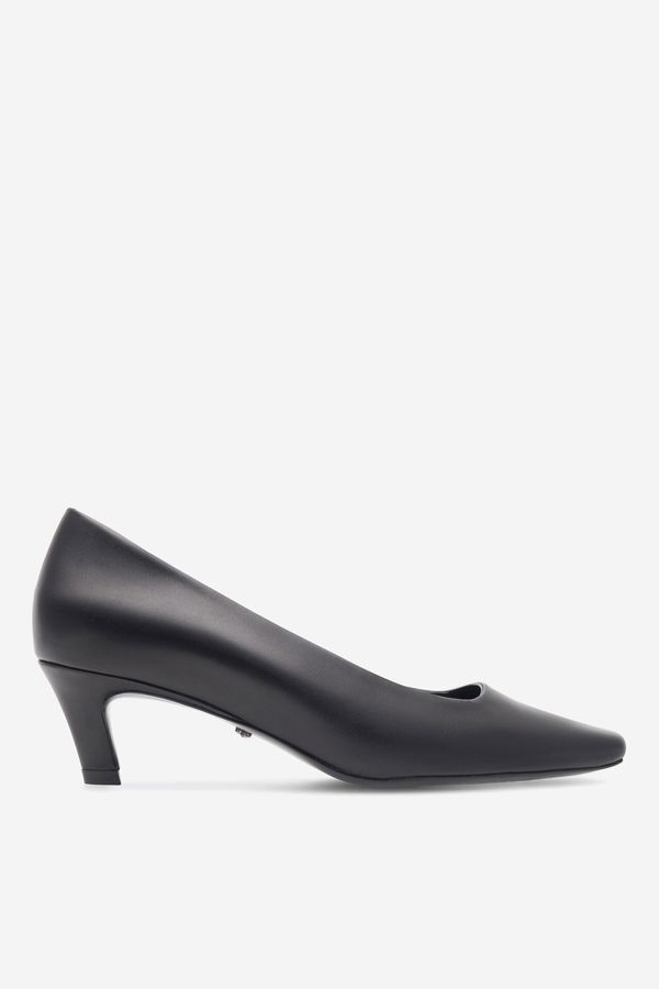 Gino Rossi Елегантни обувки Gino Rossi ЧЕРЕН