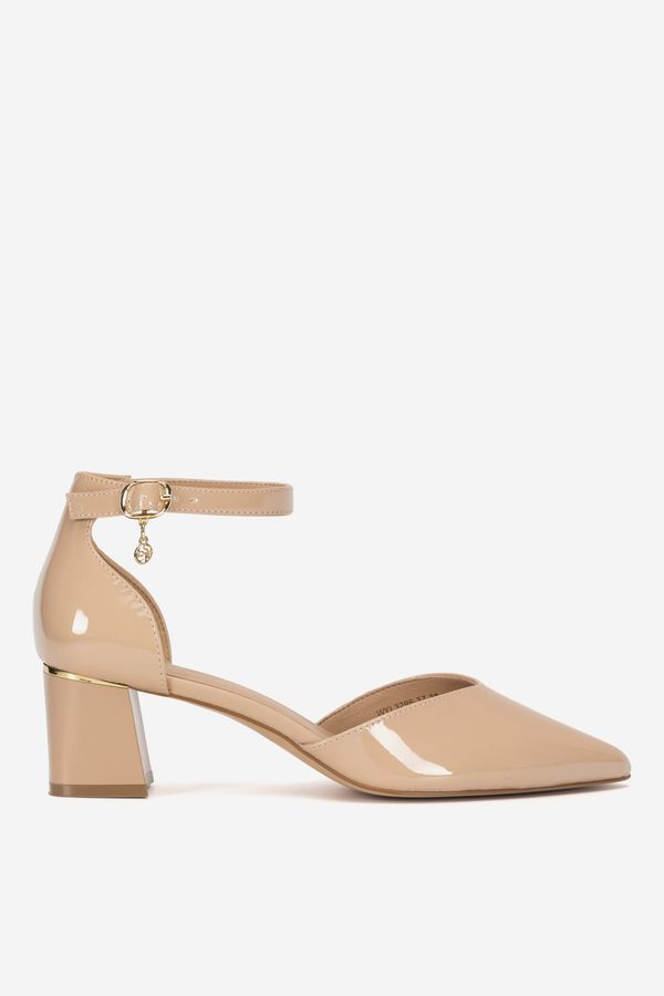 Lasocki Елегантни обувки Lasocki БЕЖОВ