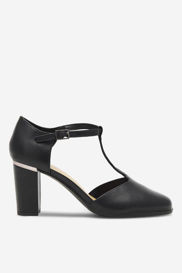 Lasocki Елегантни обувки Lasocki ЧЕРЕН