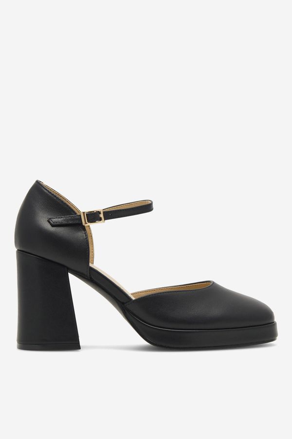 Lasocki Елегантни обувки Lasocki ЧЕРЕН