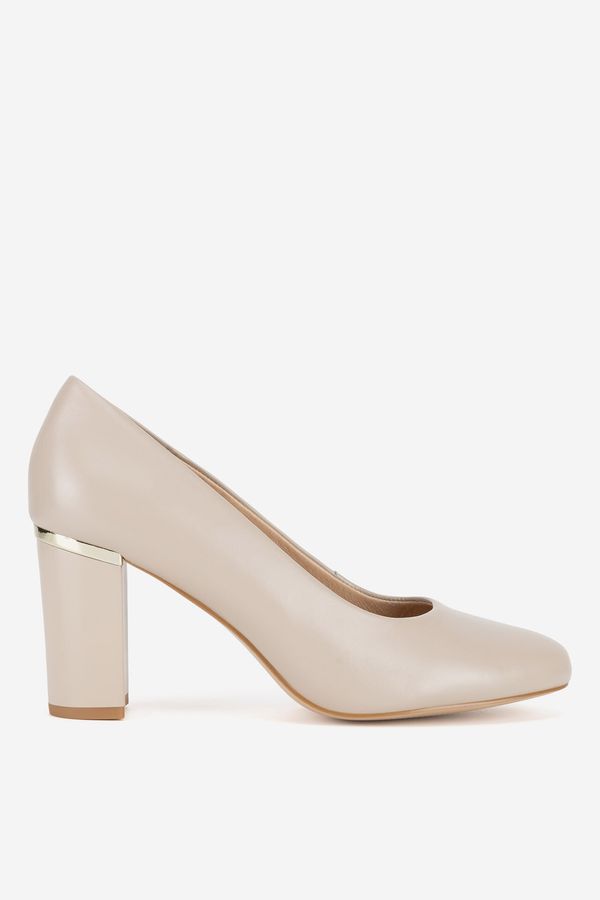 Lasocki Елегантни обувки Lasocki СВЕТЛОБЕЖОВ