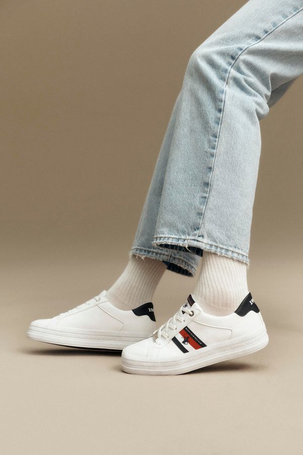 Beverly Hills Polo Club Кецове Beverly Hills Polo Club БЯЛ