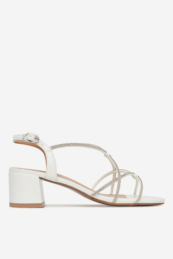 Clara Barson Сандали Clara Barson БЯЛ