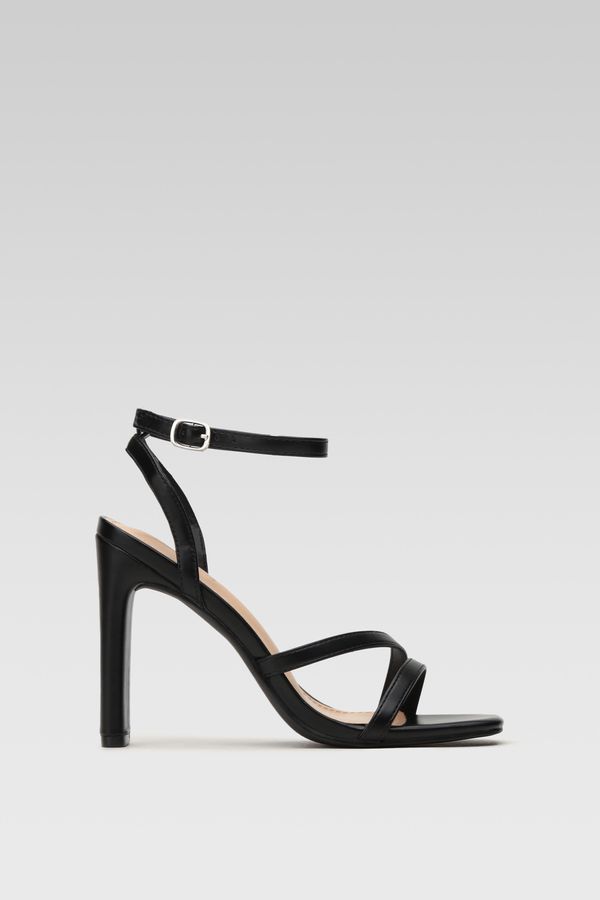 DeeZee Сандали DeeZee ЧЕРЕН