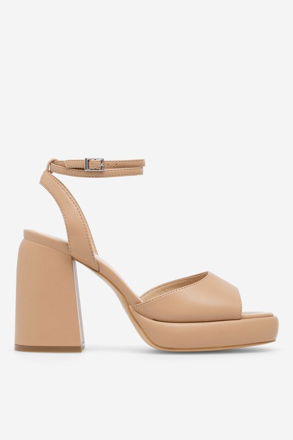 Jenny Fairy Сандали Jenny Fairy БЕЖОВ